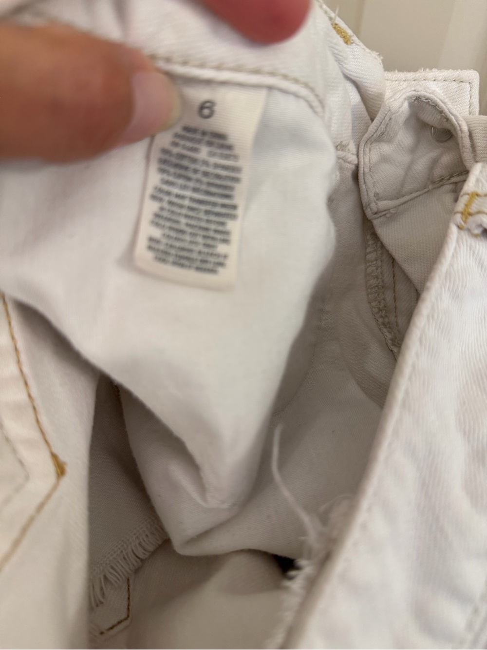 AEO 2011 size 6 White Distressed Denim Micro Mini Skirt - Picture 7 of 7